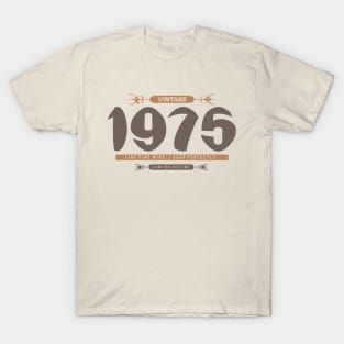 45th Birthday T-Shirt - Vintage 1975 T-Shirt